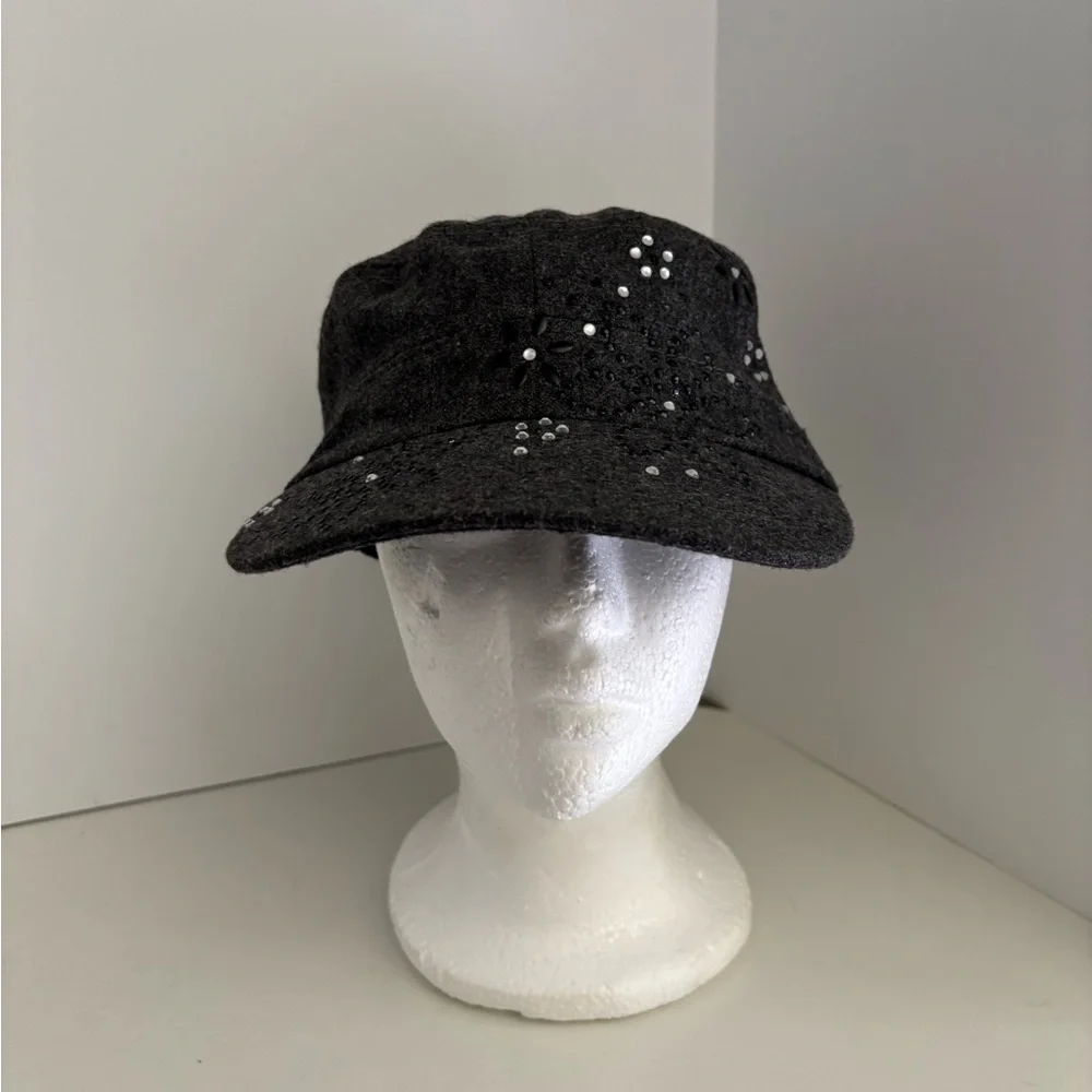 NWT Scala Pronto Grey Floral Gemstone Studded Cadet Cap One Size - Picture 2 of 6